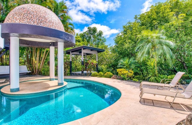 𝑳𝒖𝒙𝒆 15BR Mansion » 4 Villas » 2 Pools » Retreats » Weddings » 24-7 Security