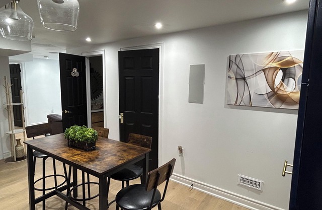 Luxe Apartment in Caledon