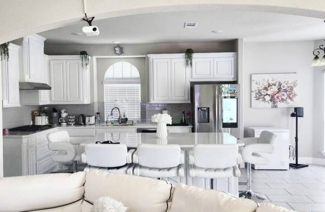 Luxe Lakehouse - 5BR/4BA near lake in charming Rockwall