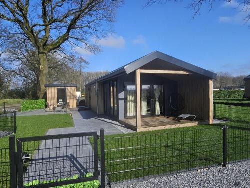 Luxe Lodge voor 4 personen - Rolstoel-toegankelijk