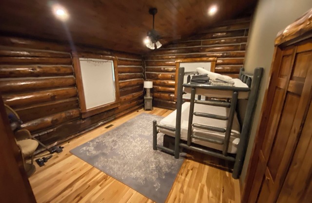 Luxe Logs - your perfect Adirondack Getaway!