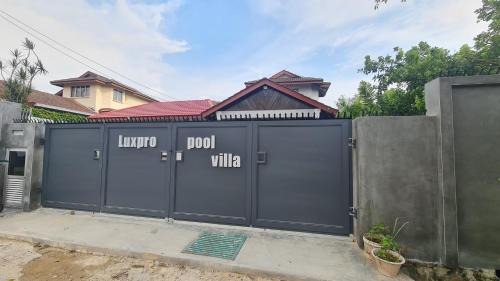 Luxpro Luxury Villa/Seremban 2/Private Swimming Pool