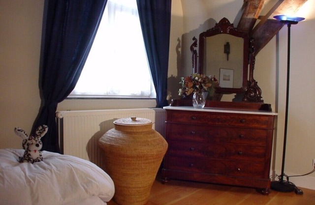 Luxurious 17th century Bruges house in the historical city center