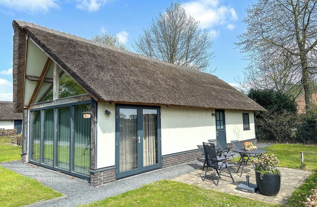 Luxurious and attractive detached house