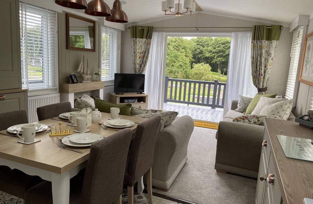 Luxurious and Cosy Holiday Lodge in the New Forest National Park