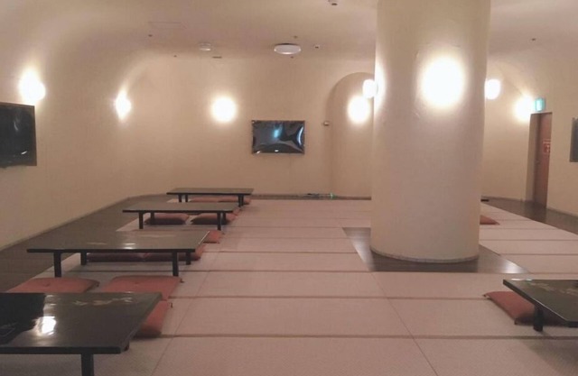 Luxurious and spacious space, spacious space on high floor 201