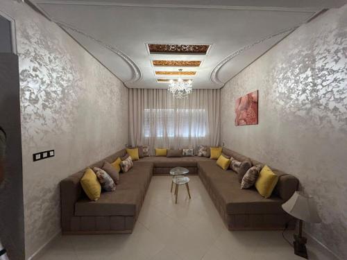 Luxurious apartment at a low price
