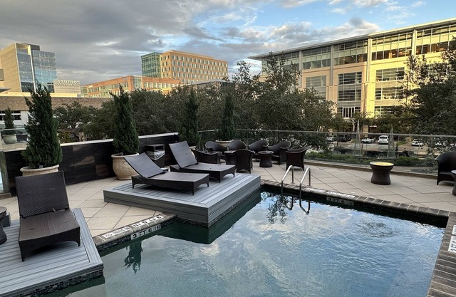Luxurious apt. Fully furnished