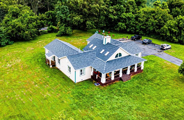 Luxurious Beautiful Mountain Top Retreat