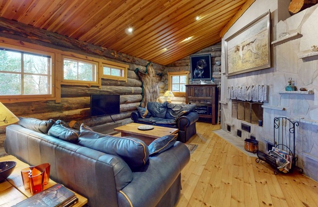 Luxurious Chalet in the heart of a ski resort