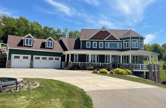 Luxurious Country Retreatn