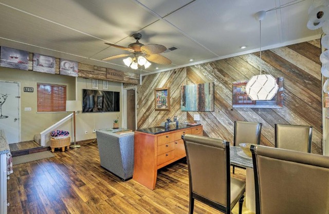 Luxurious Downtown Lodi Apartment in Wine Country!