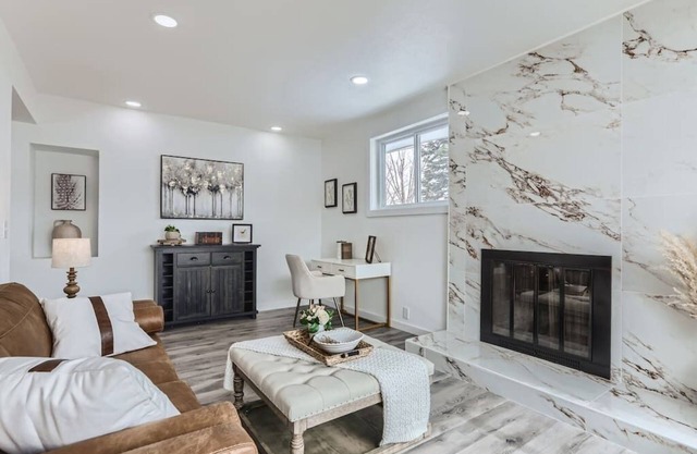 Luxurious getaway near Olde Town Arvada
