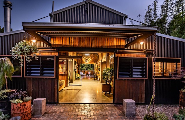 Luxurious hidden Oasis minutes from Byron Bay