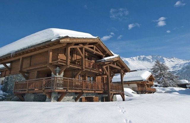 Luxurious interior designed chalet in Verbier with outstanding Alpine views