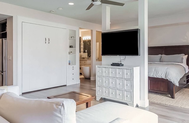 Luxurious La Costa Remodel by SPA w/Steam Shower and Washer/Dryer!