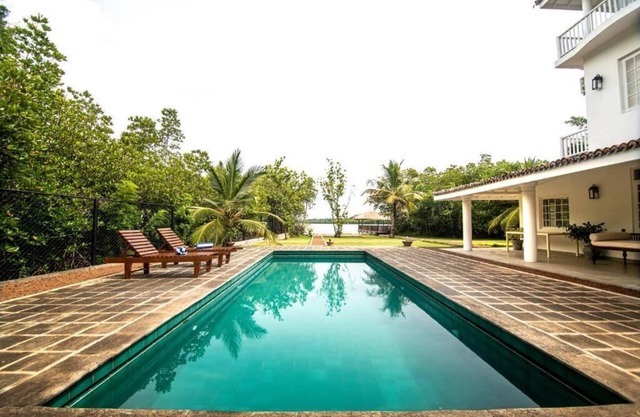 Luxurious river front colonial villa Balapitiya