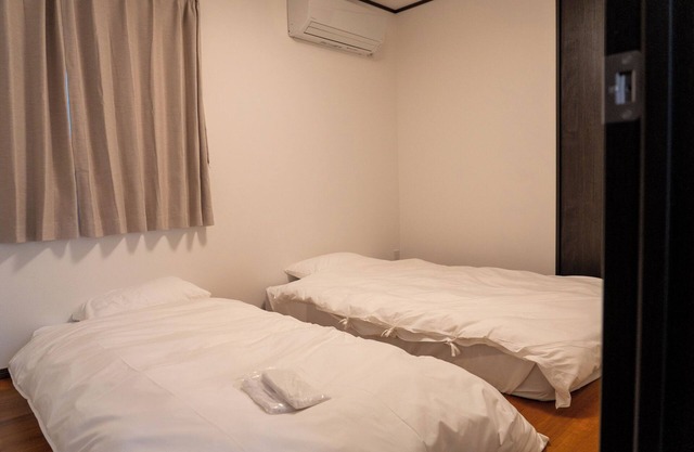 Luxurious space with sauna and steam room for rent
