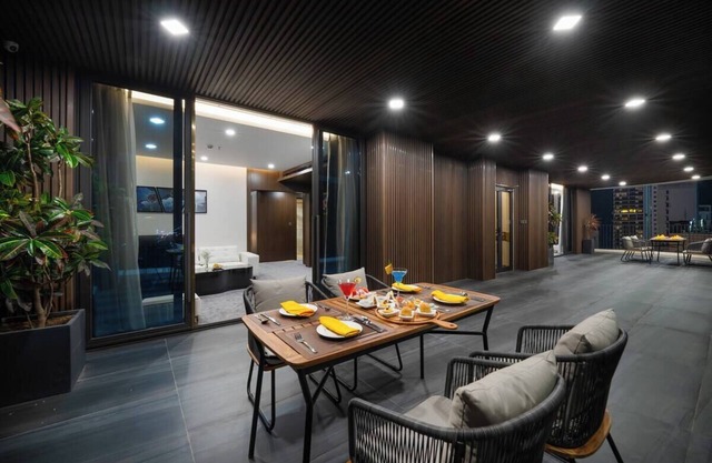 Luxurious Suite with Ocean view