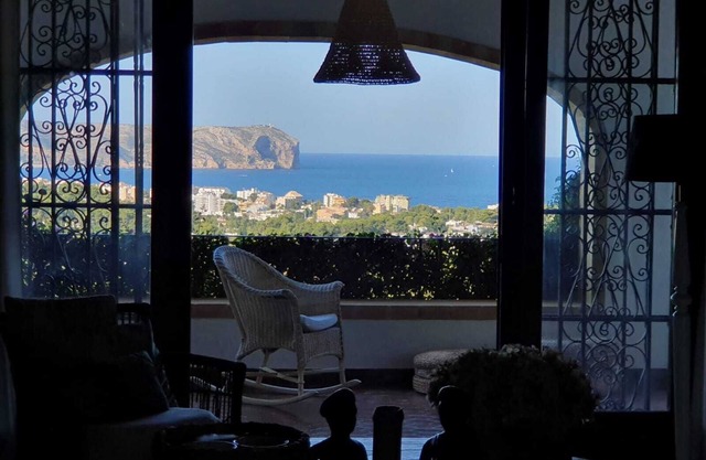 Luxurious Villa Tosalet area with panoramic sea views