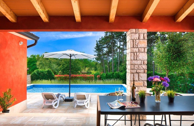 Luxurious Villa Wruss with private pool in a magnificent garden