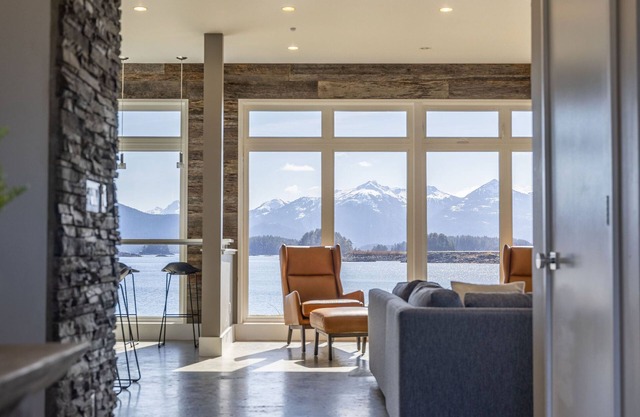 Luxurious Waterfront Living in Sitka
