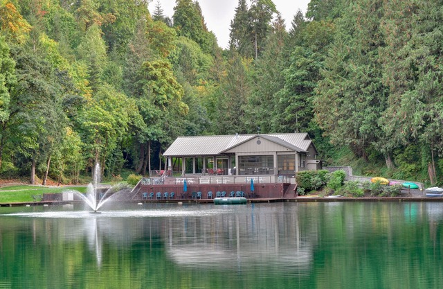 Luxurious Waterfront Retreat w/Private Pond!
