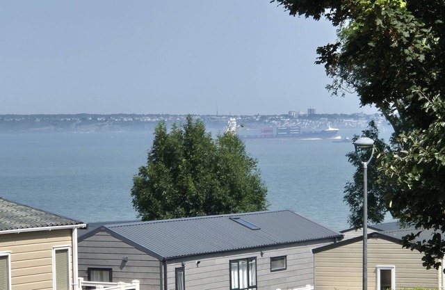 Luxurious Wheelchair-Friendly holiday home at Allhallows