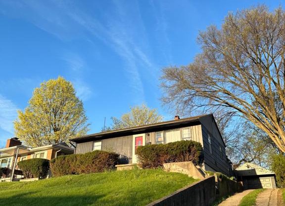 Luxurious Wright View Home