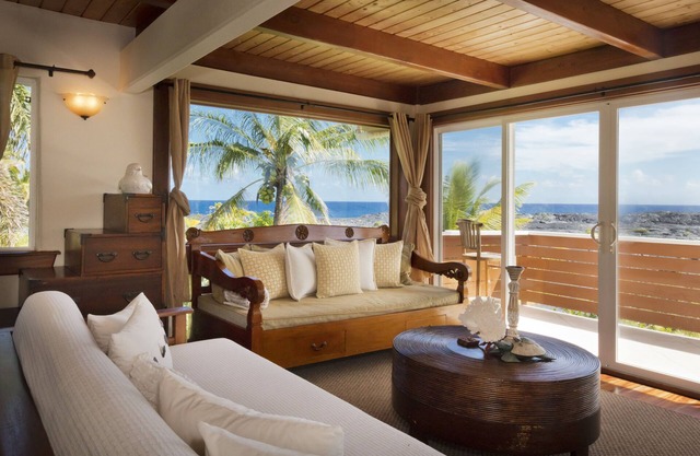 Luxuriously Appointed Bali Temple Has 160 Degree Ocean Views!