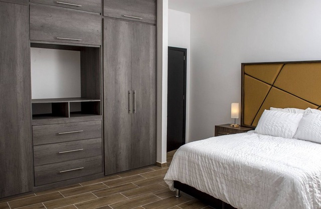 Luxurius apartment 5 minutes from the city enter