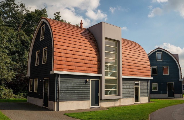 Luxury 12-person bungalow