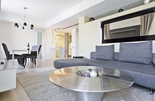 Luxury 2 bedroom apartment on Paseo de Gracia