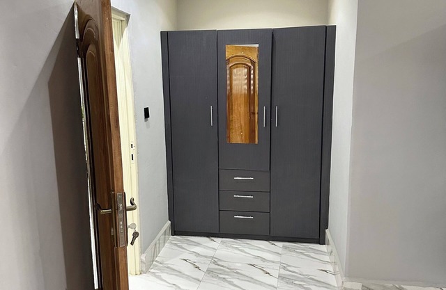 Luxury 2-bedroom en-suite service apartment in North Legon