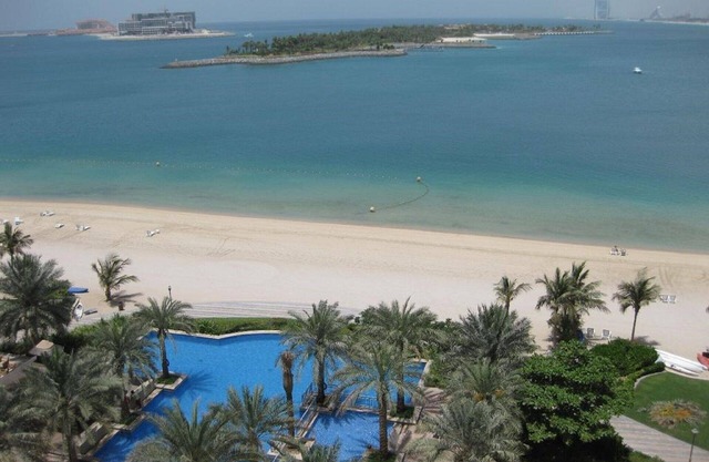 Luxury 2B Large Spacious Serviced Apartment at Royal Club Palm Jumeriah