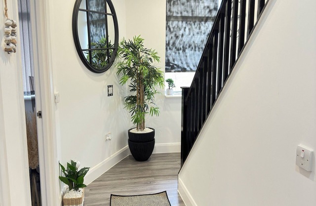 Luxury 2bedrooms 2bathrooms and a kitchen