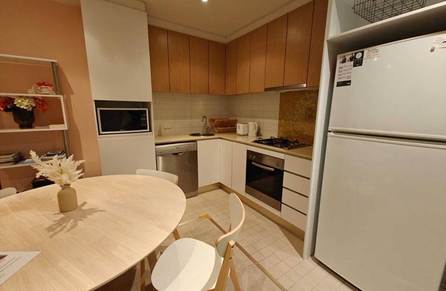 Luxury 2BR apartment in the heart of CBD