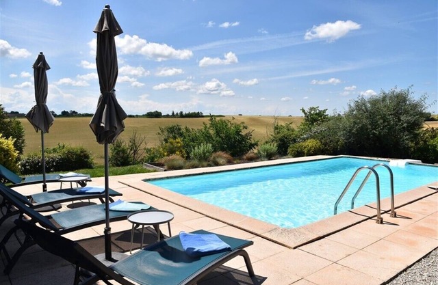 Luxury 3 Bedroom Cottage with Private Pool
