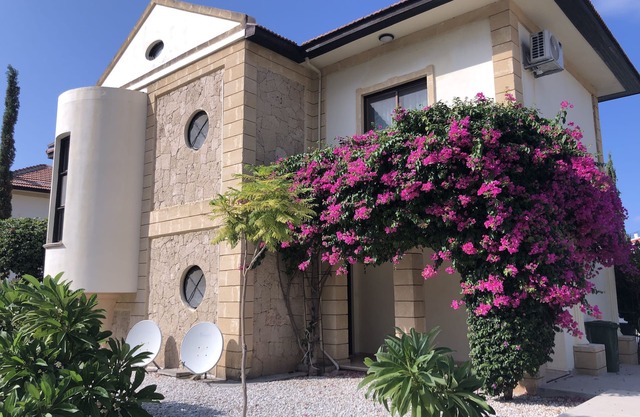 Luxury 4 Bedroom, 3 Bathroom Mediterranean Villa in Lapta minutes from the Sea