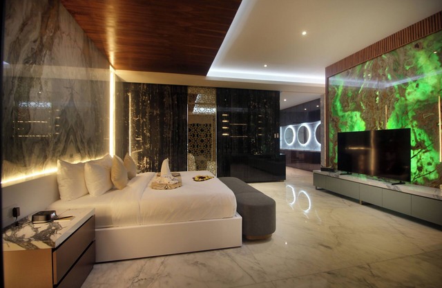Luxury 4 Bedroom Villa with private Pool and many extras close to Ubud Bali