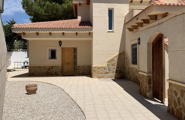 Luxury 4 bed private villa with heated swimming pool