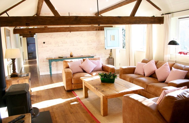 Luxury 4* Gold Self-Catering Cottages in Oxford