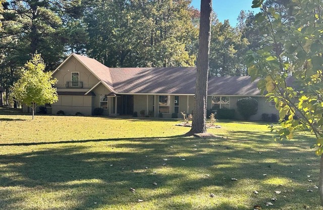 Luxury 4BR Home on Bringle Lake Trail