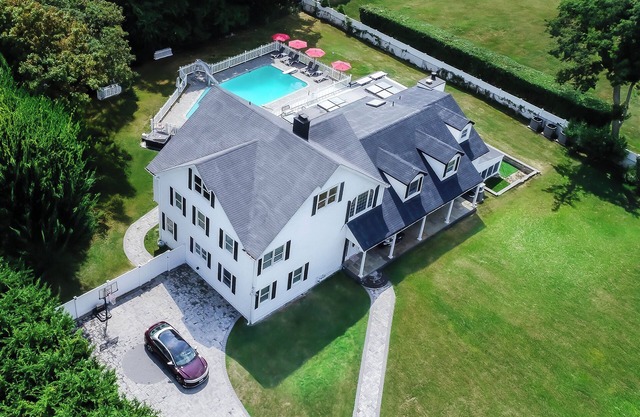 Luxury 8BR Villa w/Heated Pool, Hot Tubs, Home Theater – Sleeps 16