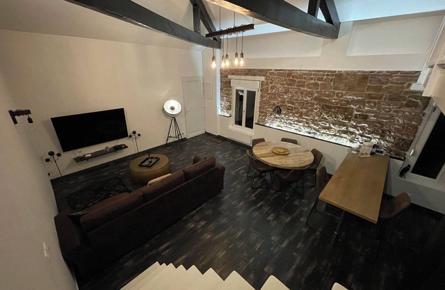 Luxury Apartment Atypical
