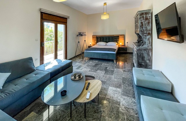 Luxury apartment in Akti Elias Sithonia