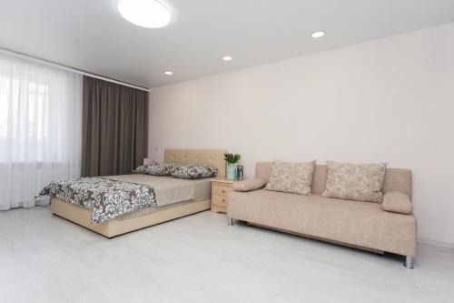 Luxury Apartment neer Manufaktura on Kharkovskaya