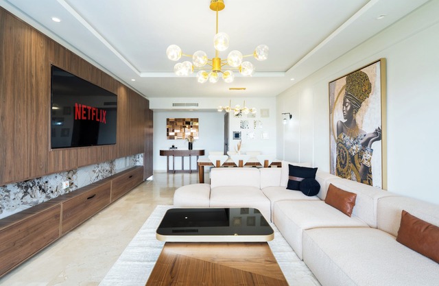 Luxury Apartment — Quiet & Gorgeous Pool
