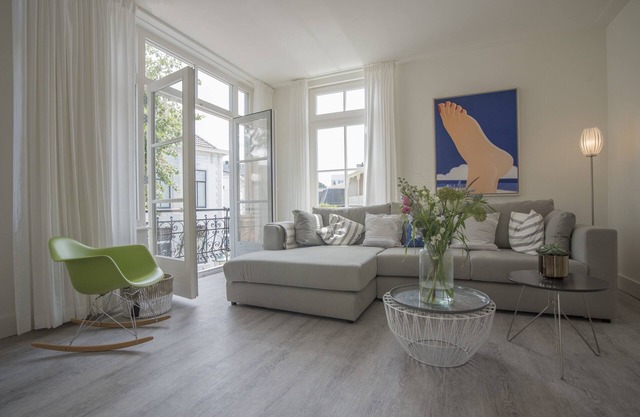 Luxury apartment Upstairs