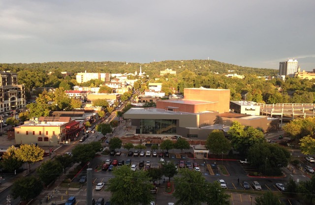 Luxury Art Filled Condo on Dickson St. with Unbelievable Views of Fayetteville